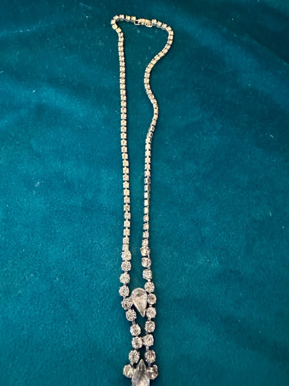 Vintage clear rhinestone necklace 16”